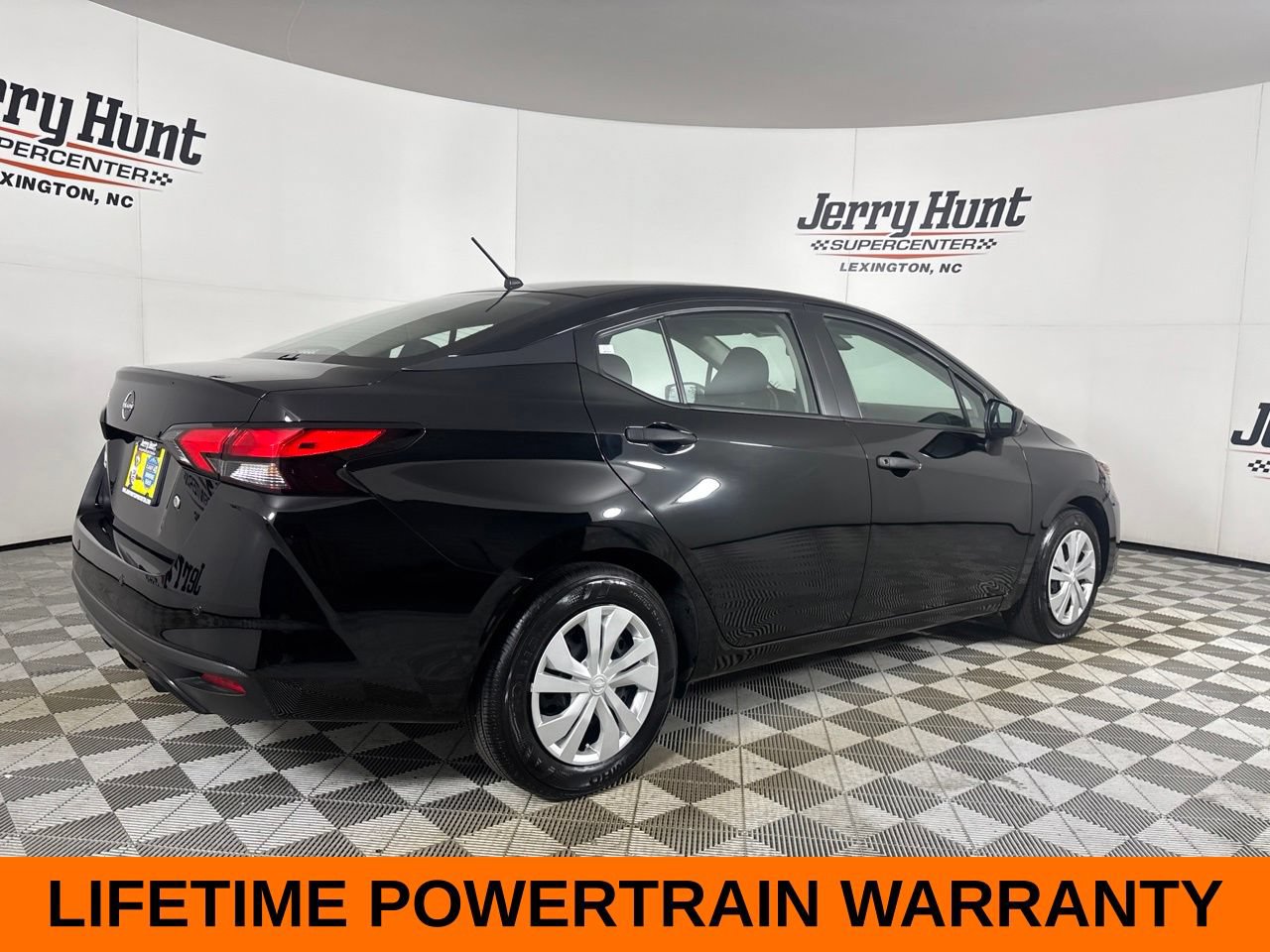 Used 2025 Nissan Versa S w/ Trunk Package FWD image 6
