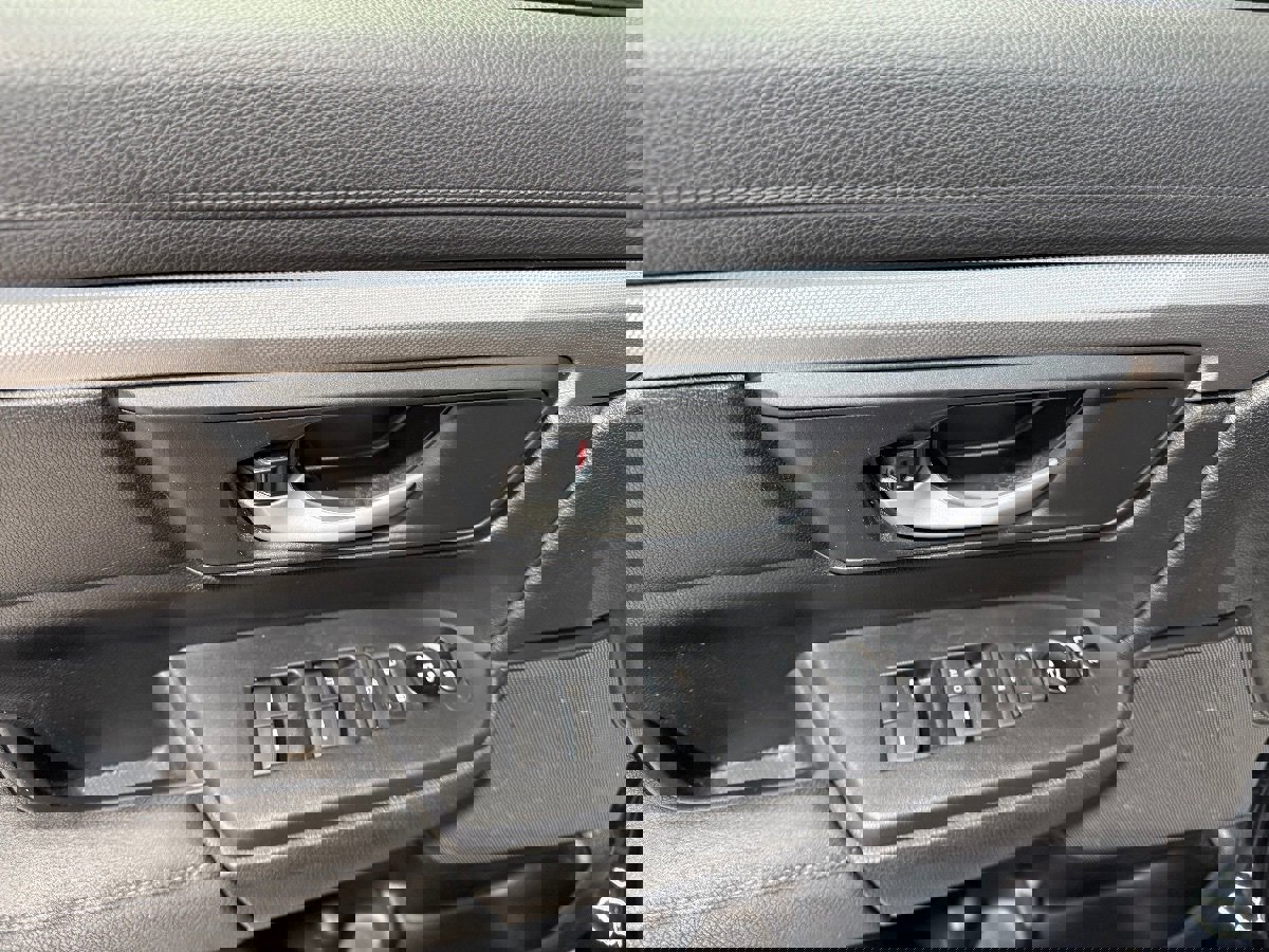 Used 2020 Honda CR-V LX image 28