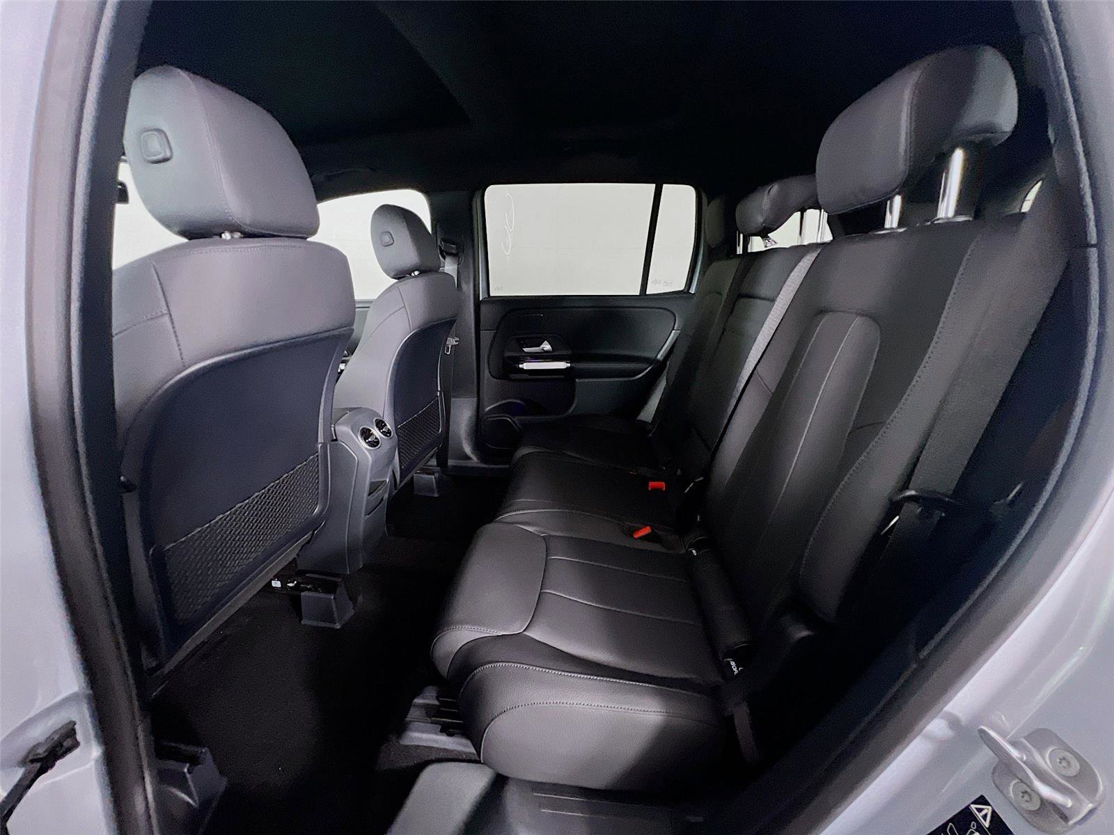 New 2026 Mercedes-Benz GLB 250 4MATIC image 22