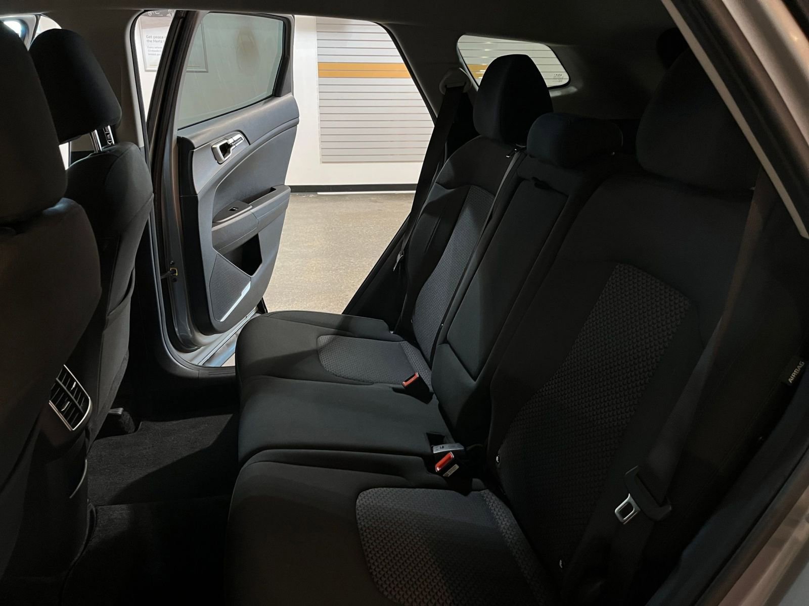 Used 2025 Kia Sportage LX FWD image 39