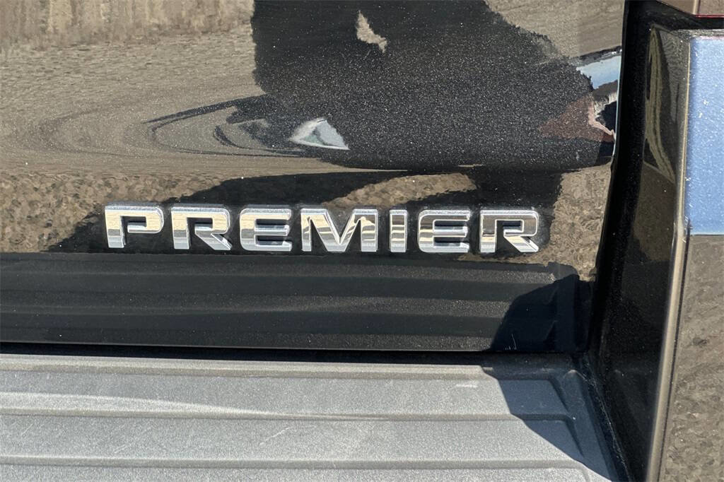 Used 2020 Chevrolet Tahoe Premier w/ Premier 6.2L Value Package image 29