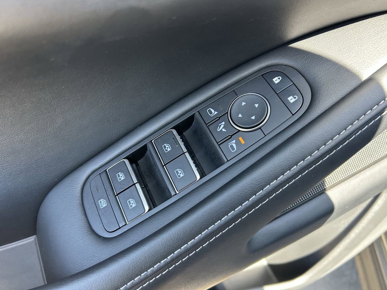 Certified 2026 INFINITI QX60 Pure w/ Cargo Package FWD image 28