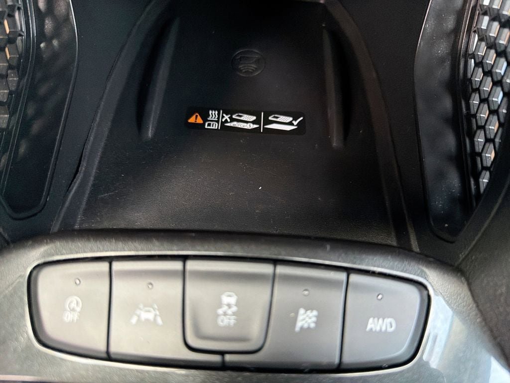 Used 2023 Chevrolet TrailBlazer ACTIV w/ Sun and Liftgate Package AWD/4WD image 26