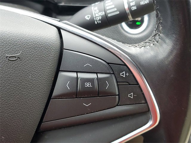 Used 2018 Cadillac XT5 FWD image 23