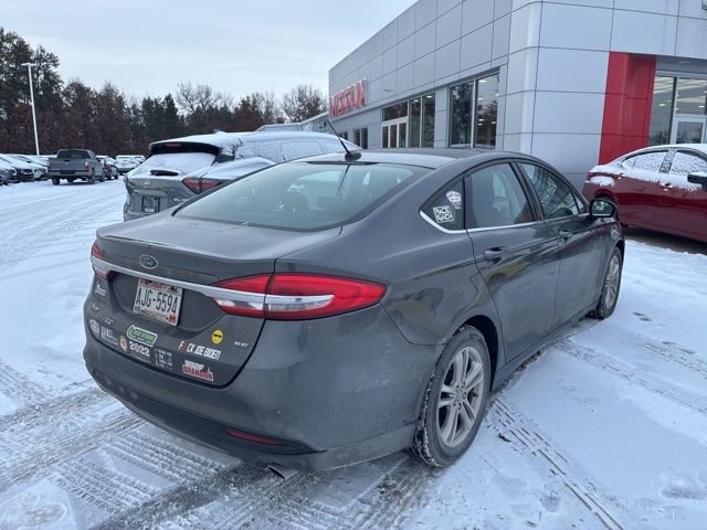 Used 2018 Ford Fusion SE w/ Fusion SE Technology Package image 10