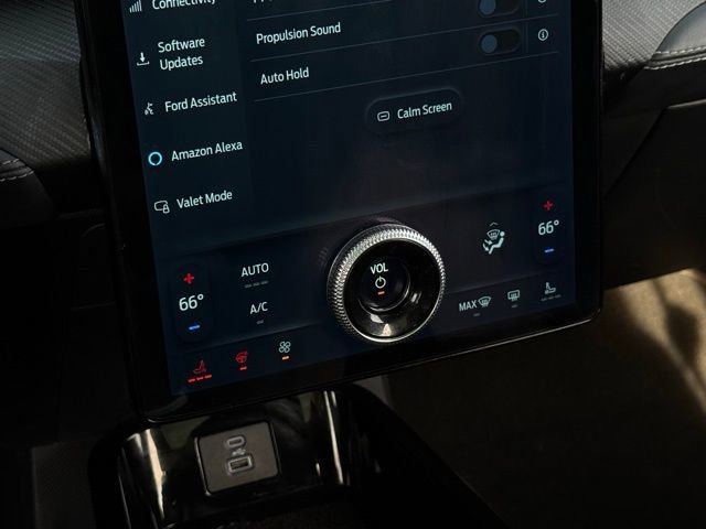 Used 2021 Ford Mustang Mach-E Premium image 23