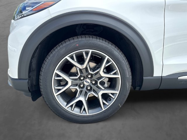 New 2027 Ford Explorer Platinum w/ 3.0L Ultimate Package RWD image 11