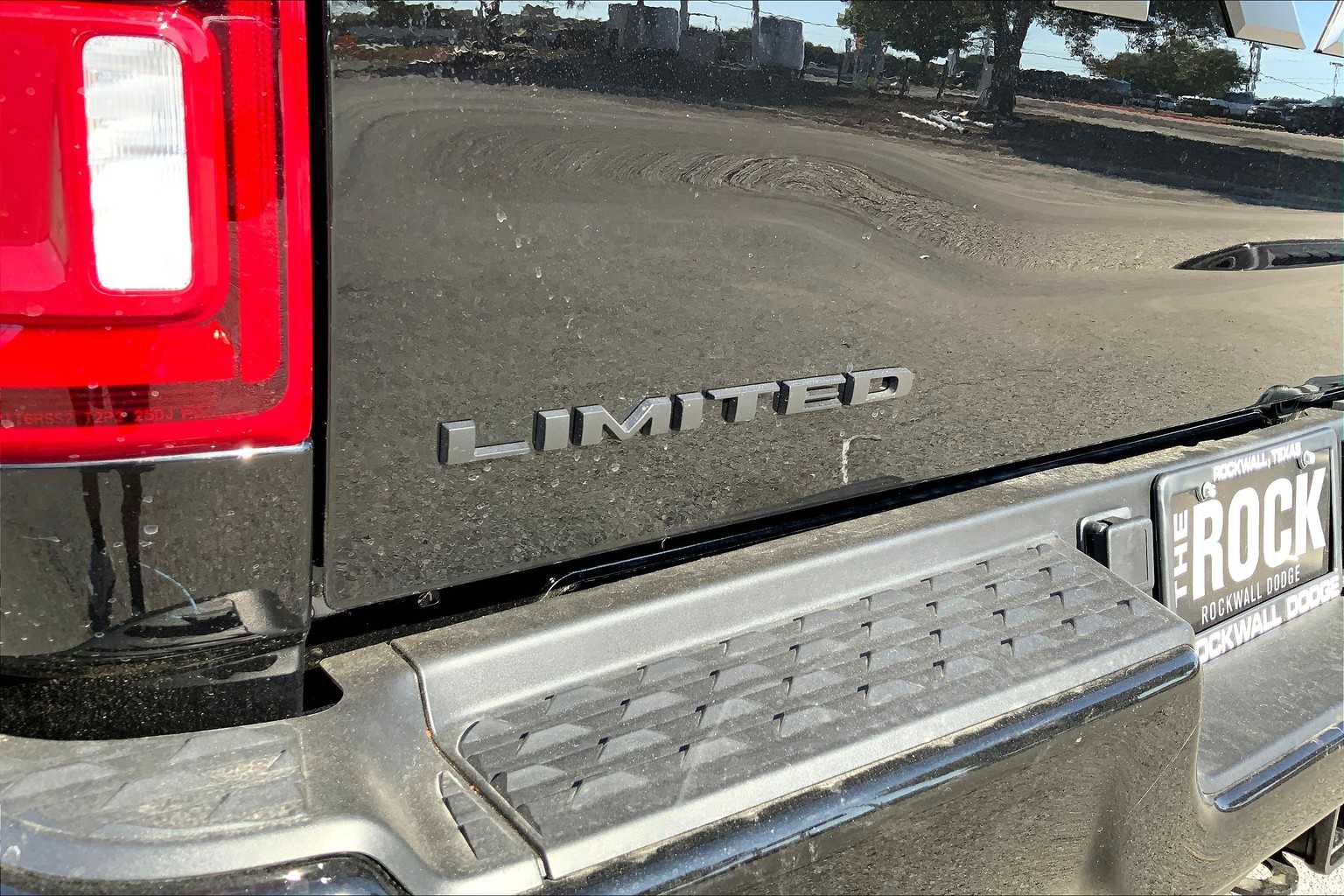 New 2026 RAM 2500 Limited image 14