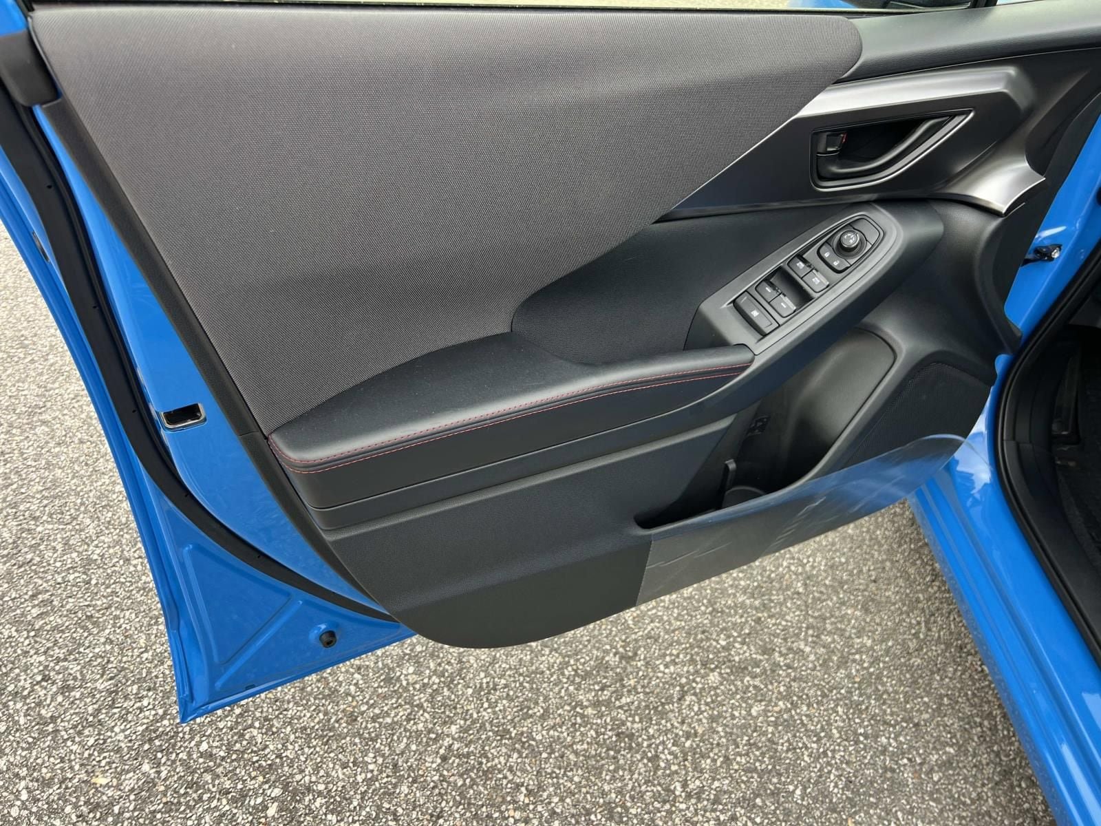 Certified 2025 Subaru Impreza 2.0i Sport image 10