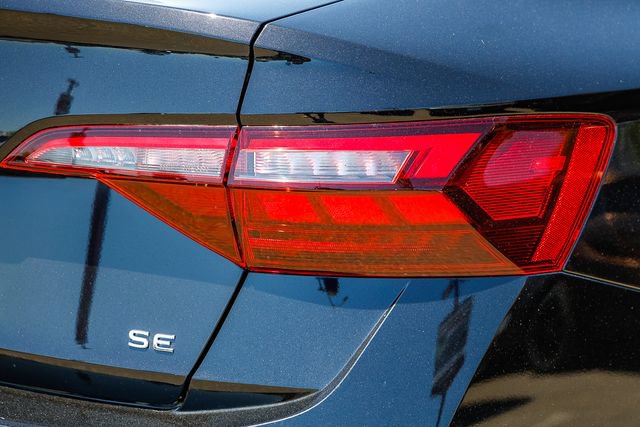 Used 2023 Volkswagen Jetta SE FWD image 10