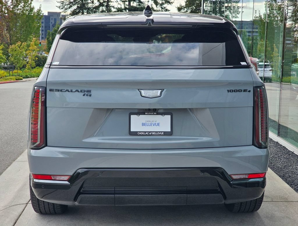 New 2026 Cadillac Escalade IQ Sport 2 w/ LPO, ONYX Package AWD/4WD image 4