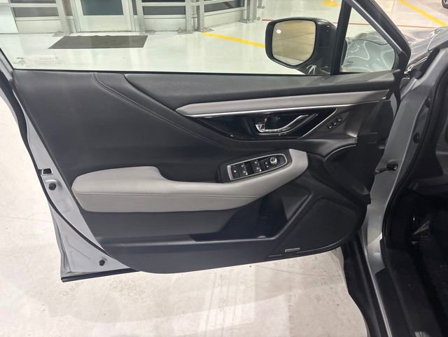 Used 2022 Subaru Outback Limited AWD/4WD image 13