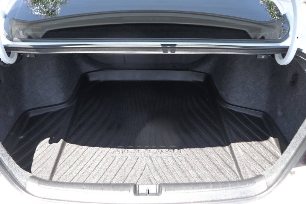 Used 2022 Honda Accord Sport image 8