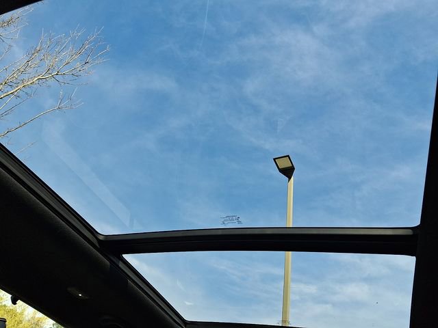 Used 2022 Jeep Grand Cherokee L Overland w/ Luxury Tech Group IV image 14