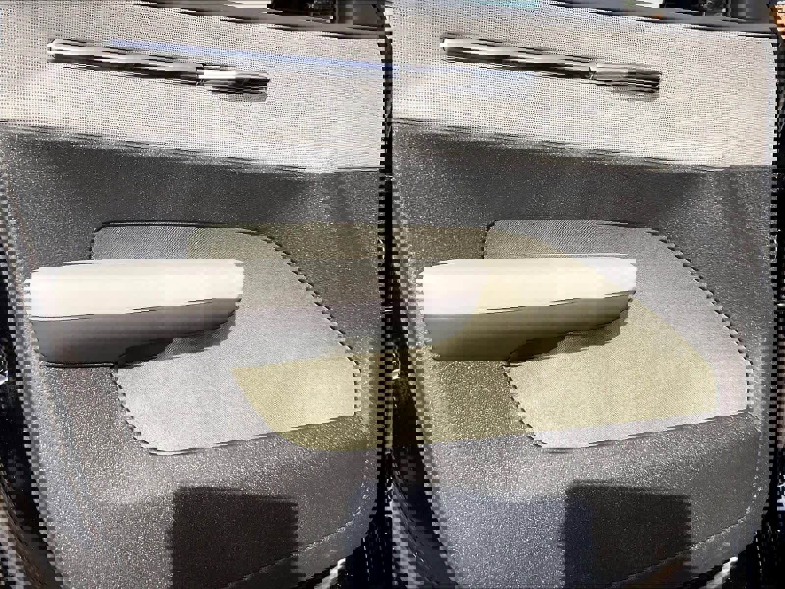 New 2026 Volvo EX30 Plus w/ Protection Package Premier image 24