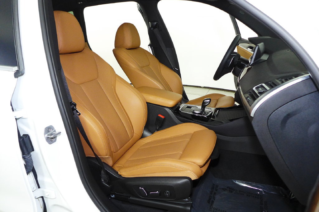 Used 2024 BMW X3 sDrive30i w/ Convenience Package RWD image 19