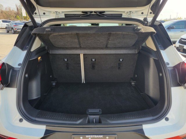 Used 2023 Buick Encore GX Select image 8