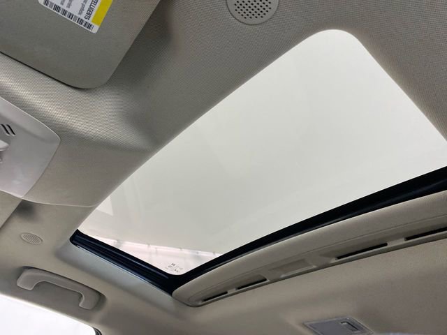 Used 2021 Buick Encore Preferred w/ Safety Package II image 45