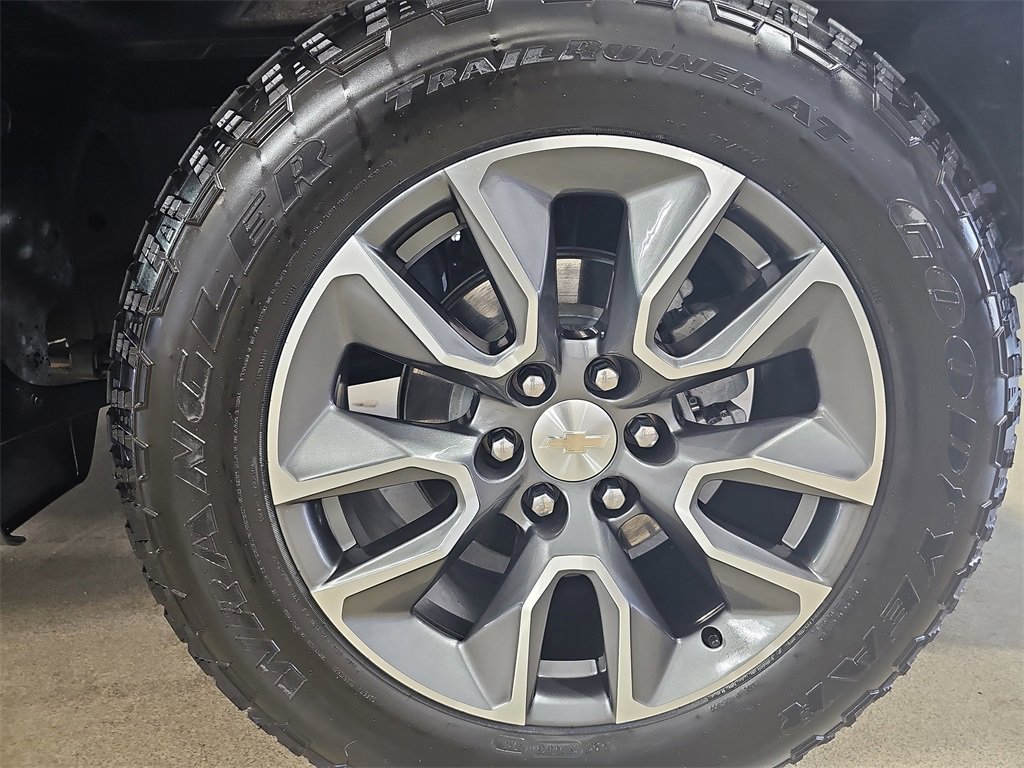 Certified 2023 Chevrolet Silverado 1500 LT image 38