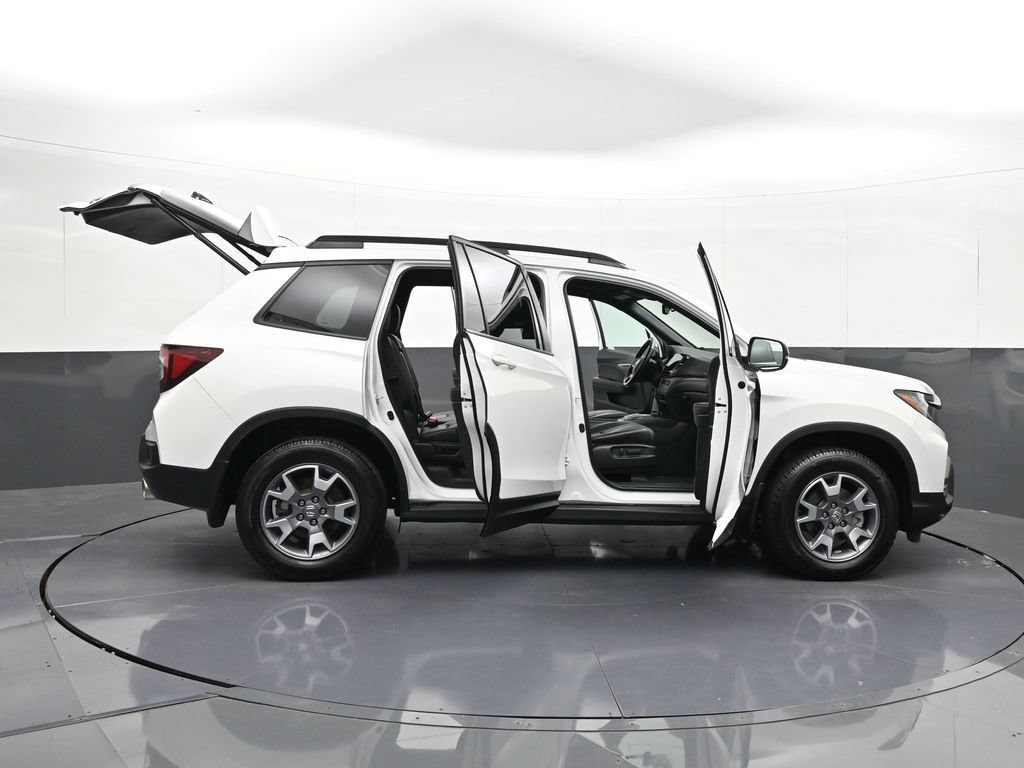 Used 2022 Honda Passport TrailSport image 41