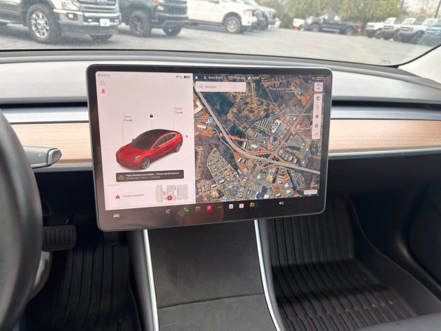 Used 2018 Tesla Model 3 Long Range image 2