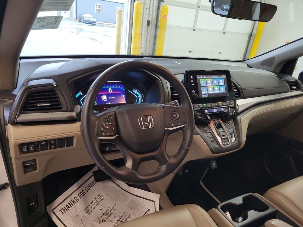 Used 2024 Honda Odyssey EX-L image 7