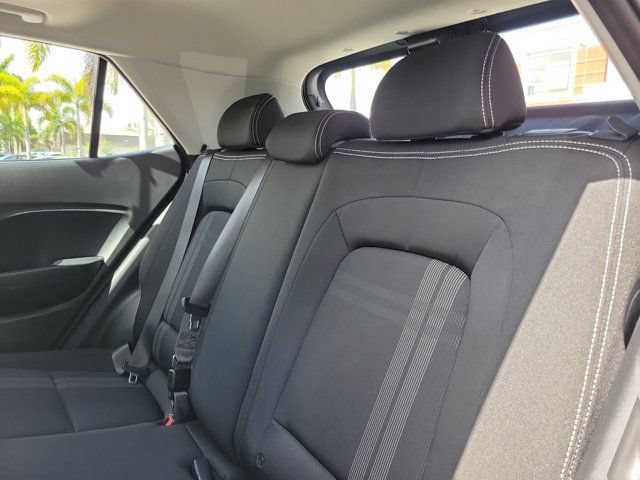 Certified 2024 Hyundai Venue SEL FWD image 8