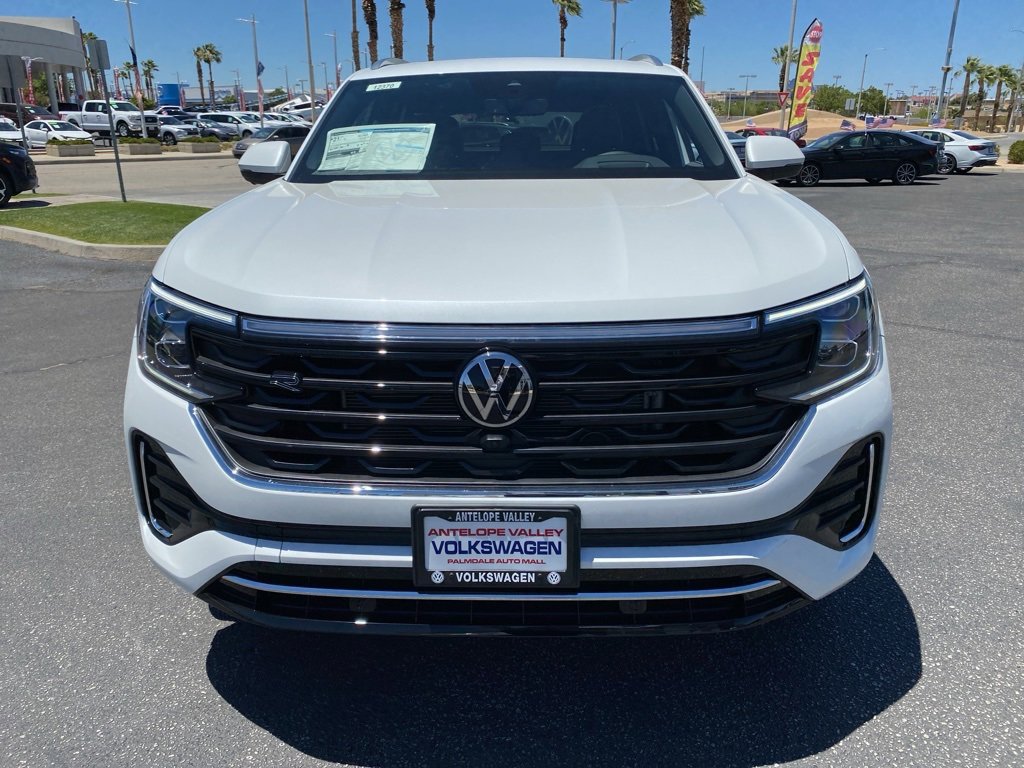 New 2025 Volkswagen Atlas Cross Sport SEL Premium R-Line image 2