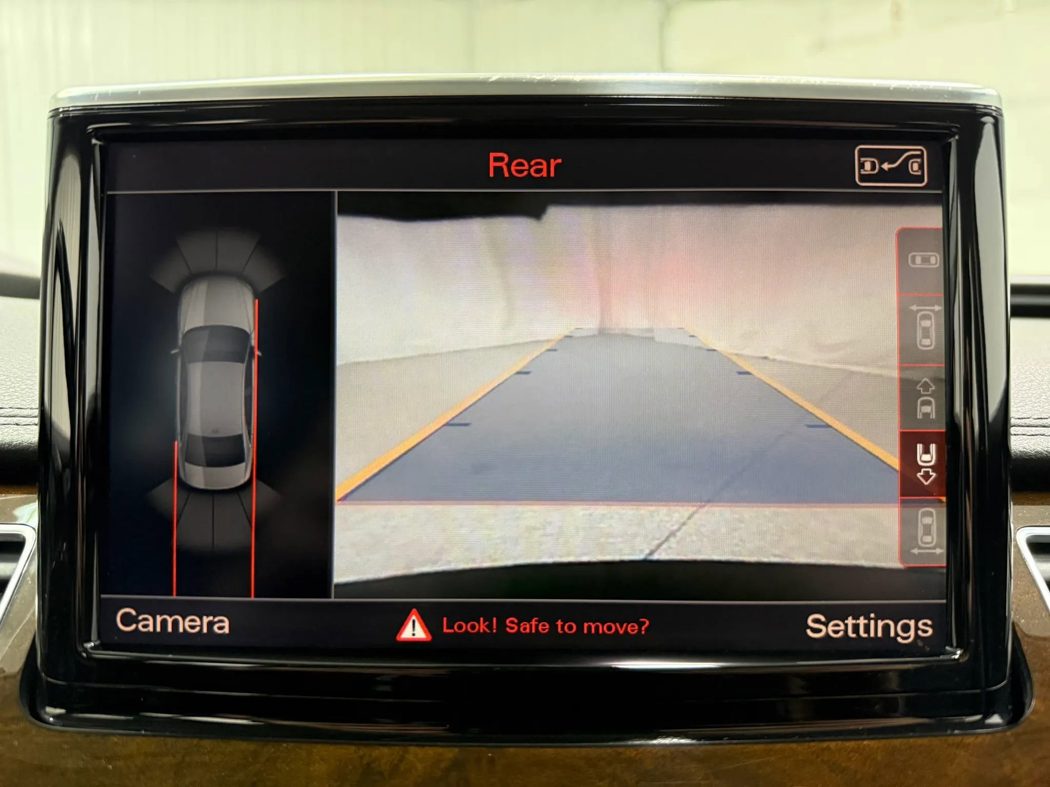 Used 2015 Audi A8 L 3.0T w/ Premium Package image 25