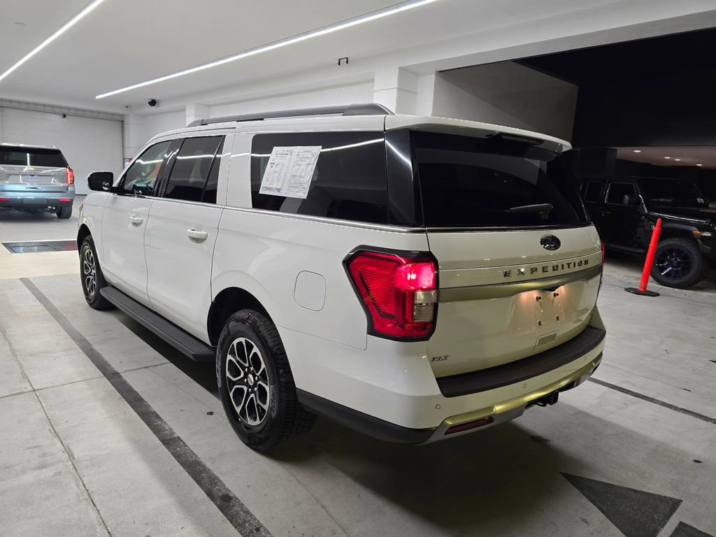 Used 2024 Ford Expedition Max XLT RWD image 4