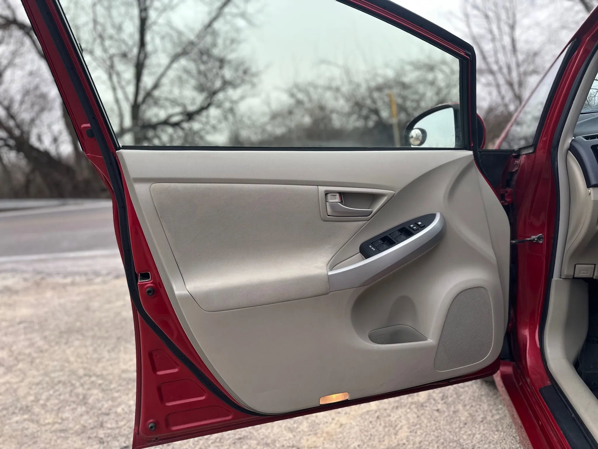 Used 2012 Toyota Prius Three image 15