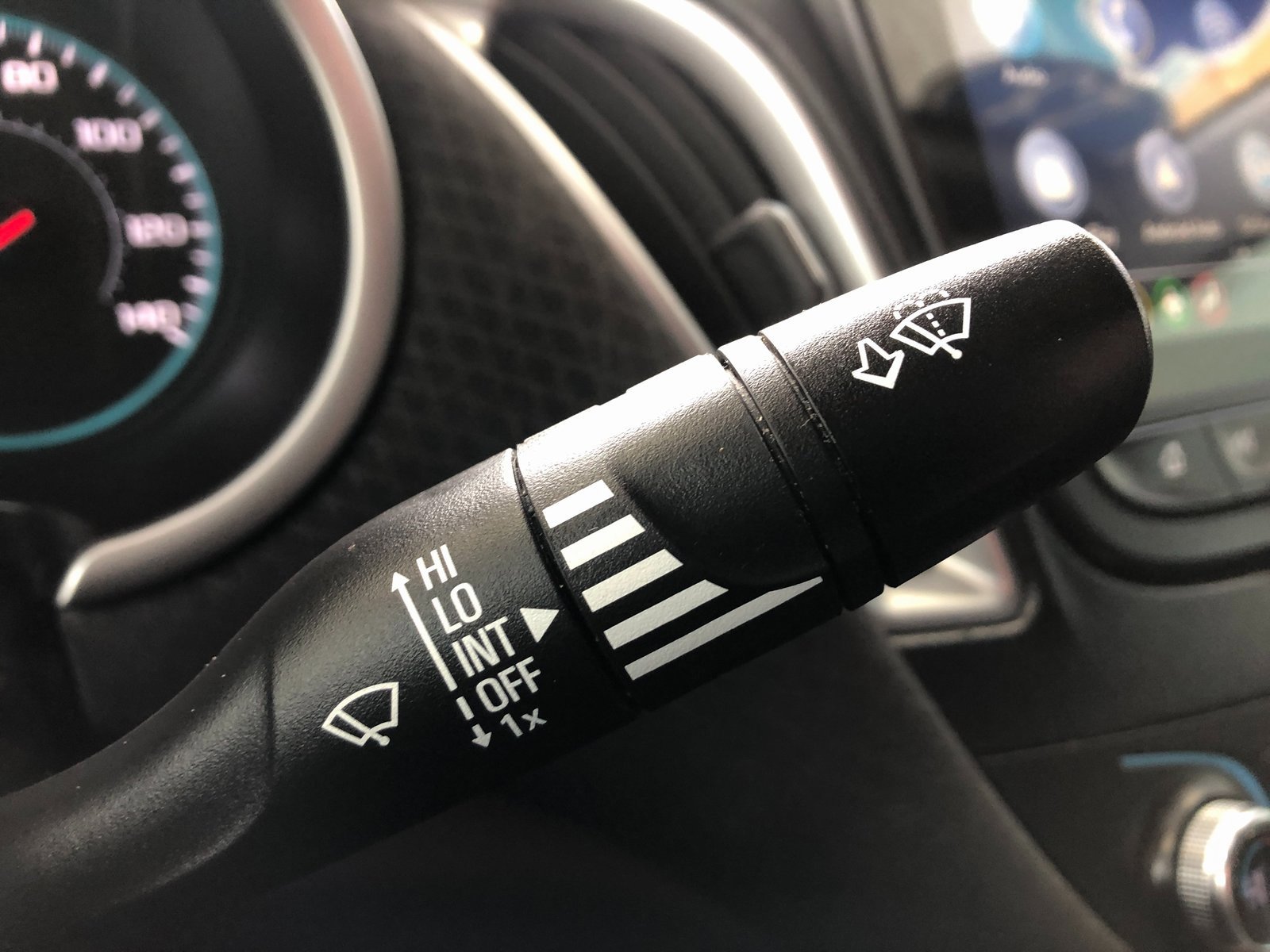 Used 2023 Chevrolet Malibu LT image 28