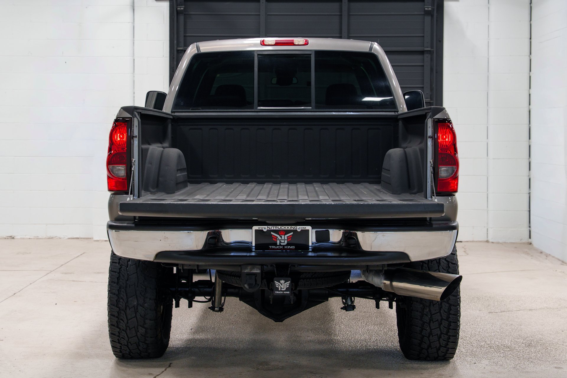 Used 2007 Chevrolet Silverado 2500 LT w/ Heavy-Duty Power Package AWD/4WD image 31