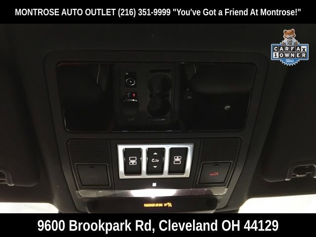 Used 2024 Land Rover Discovery Dynamic SE image 21