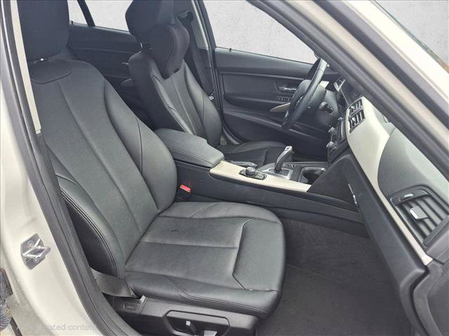 Used 2015 BMW 320i Sedan RWD image 19