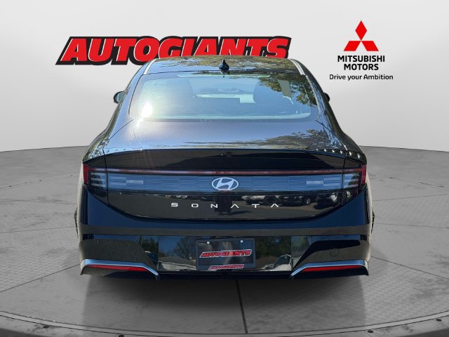 Used 2024 Hyundai Sonata SEL FWD image 3