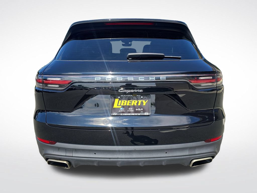 Used 2021 Porsche Cayenne AWD/4WD image 8