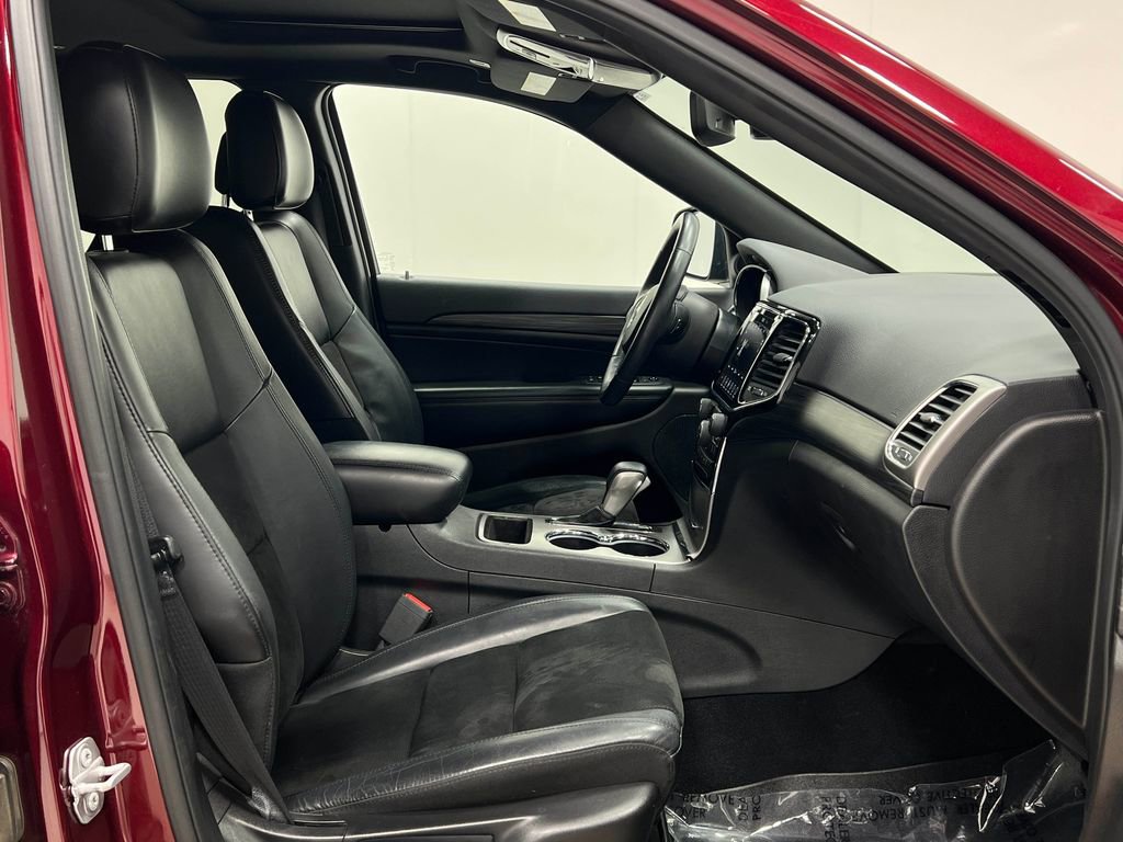 Used 2019 Jeep Grand Cherokee Altitude image 33