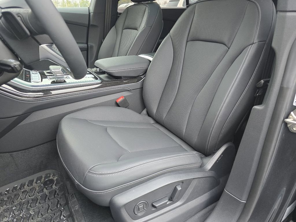 New 2026 Audi Q8 Premium Plus AWD/4WD image 39