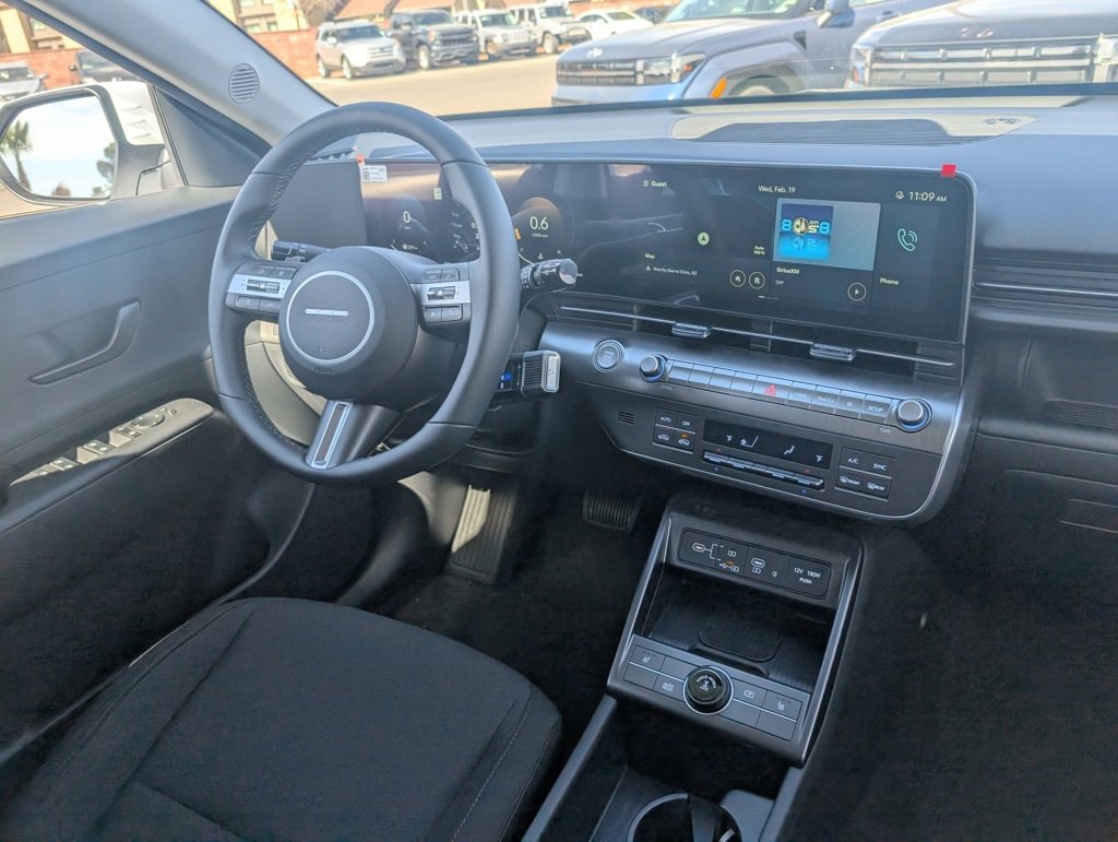 New 2025 Hyundai Kona SEL image 30