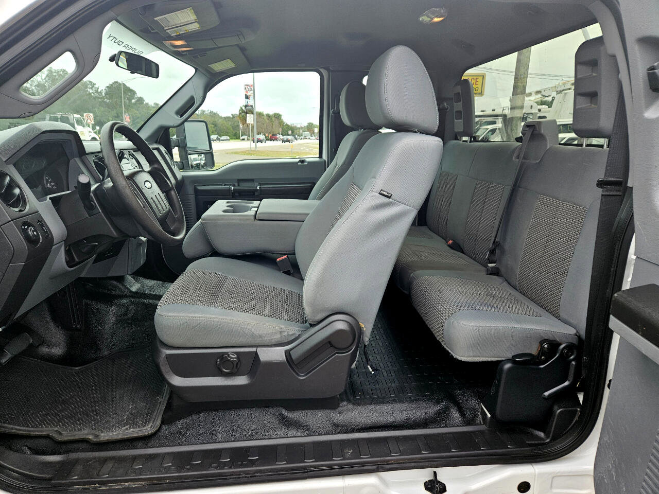 Used 2015 Ford F250 XL w/ Power Equipment Group image 8