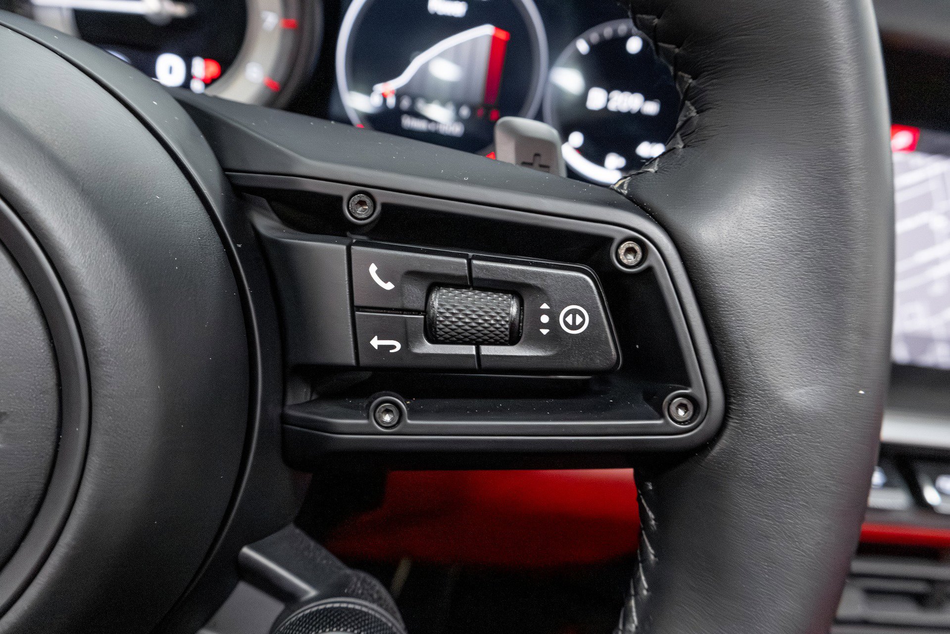 Used 2021 Porsche 911 Turbo S image 64