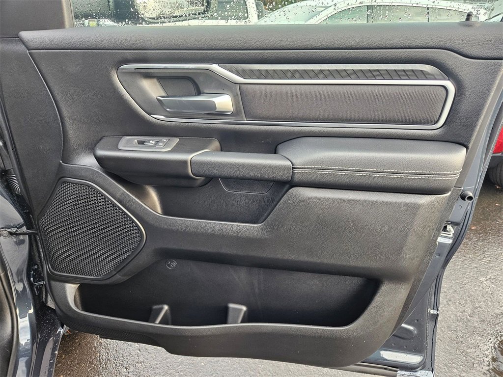 New 2026 RAM 1500 4x4 Crew Cab image 18