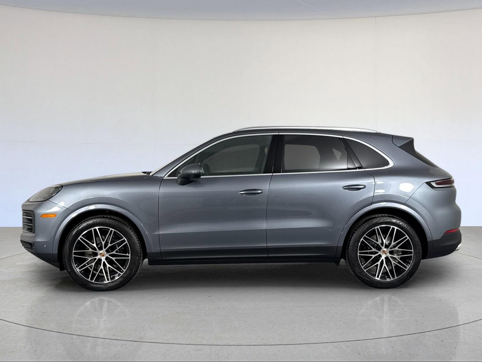 New 2026 Porsche Cayenne image 2
