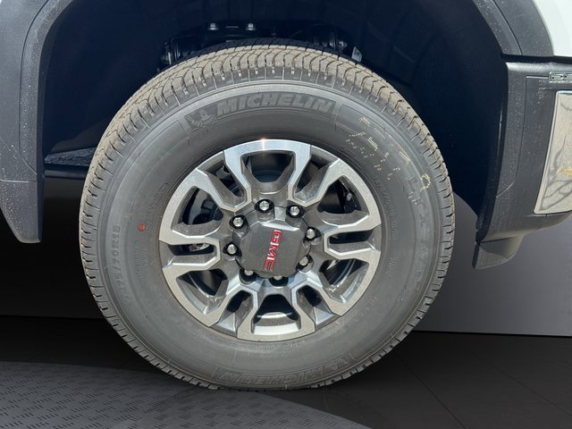 New 2026 GMC Sierra 2500 SLE image 27