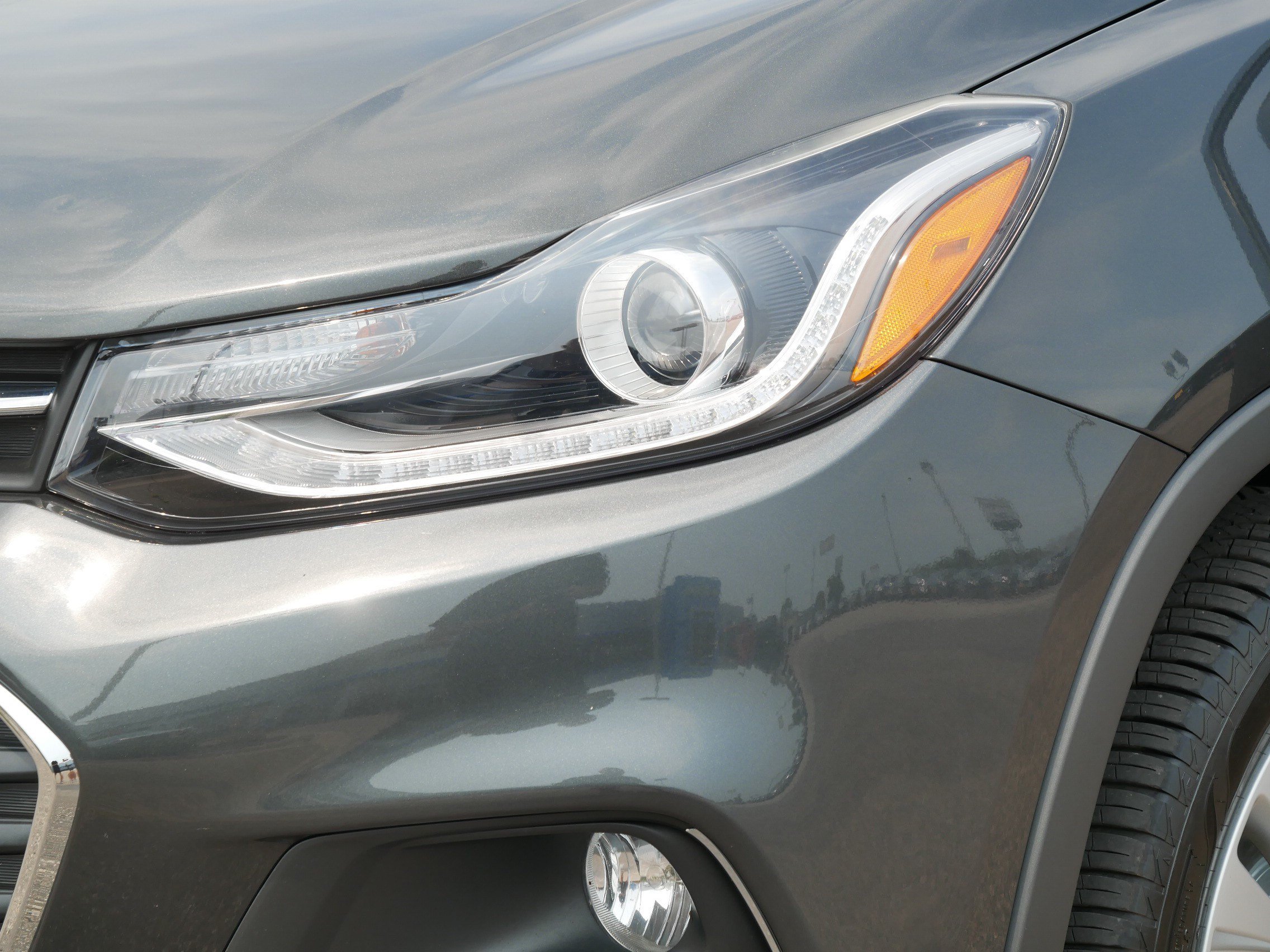 Used 2020 Chevrolet Trax Premier AWD/4WD image 16