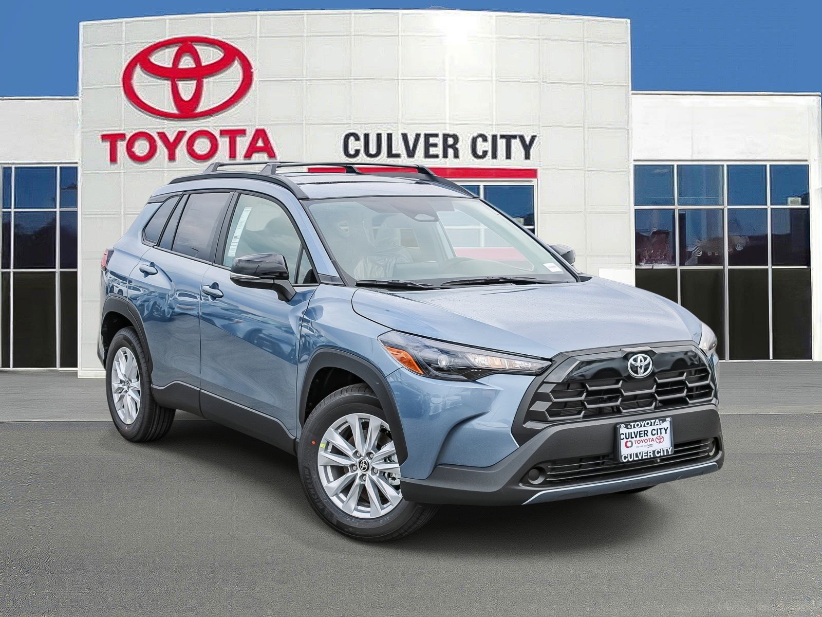 New 2026 Toyota Corolla Cross LE image 1