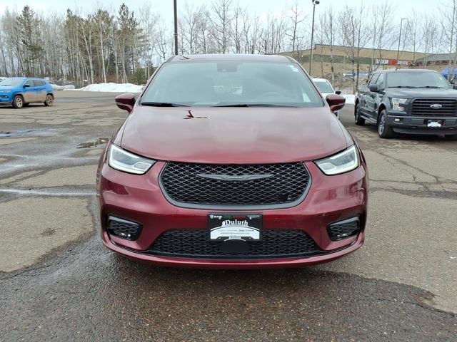 Used 2022 Chrysler Pacifica Touring-L w/ S Appearance Package image 8