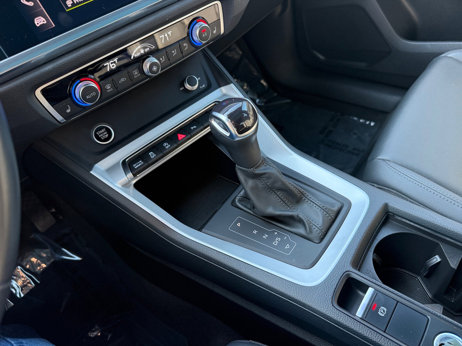 Used 2022 Audi Q3 2.0T Premium Plus w/ Premium Plus Package image 13