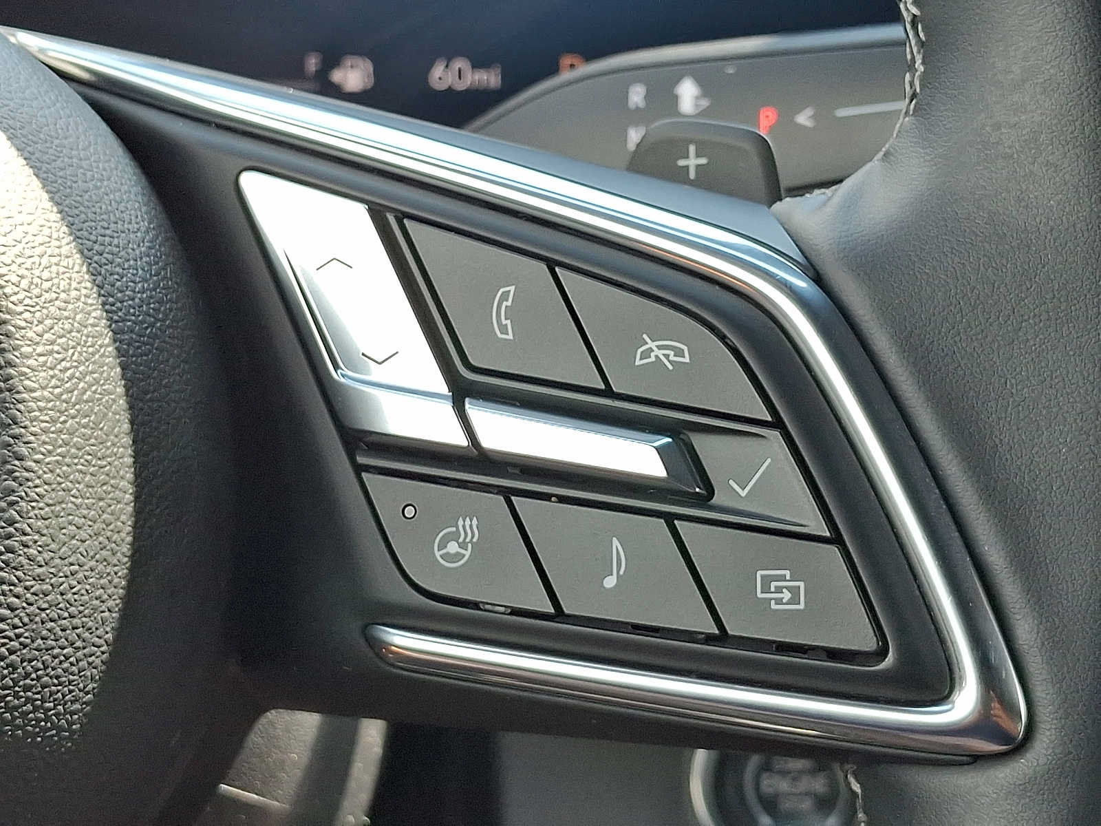 Used 2025 Buick Enclave Preferred AWD/4WD image 22